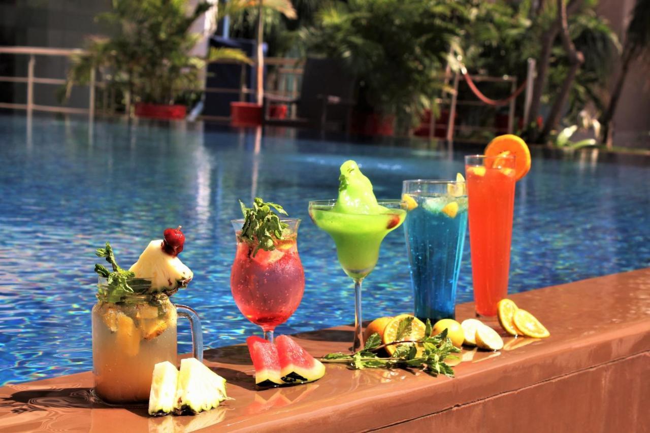 Crowne Plaza Ahmedabad City Centre By Ihg Exterior foto